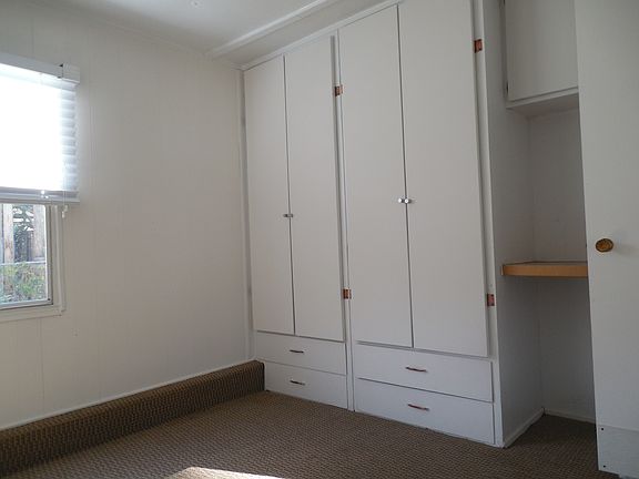 4th image of 3009 Vousden Ln