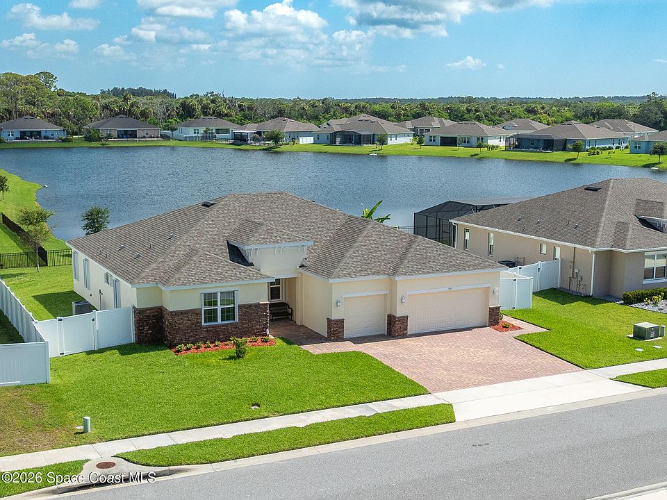 1st image of 375 Loymer Cir