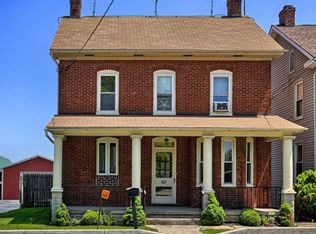 293 Oxford Rd, New Oxford, PA 17350