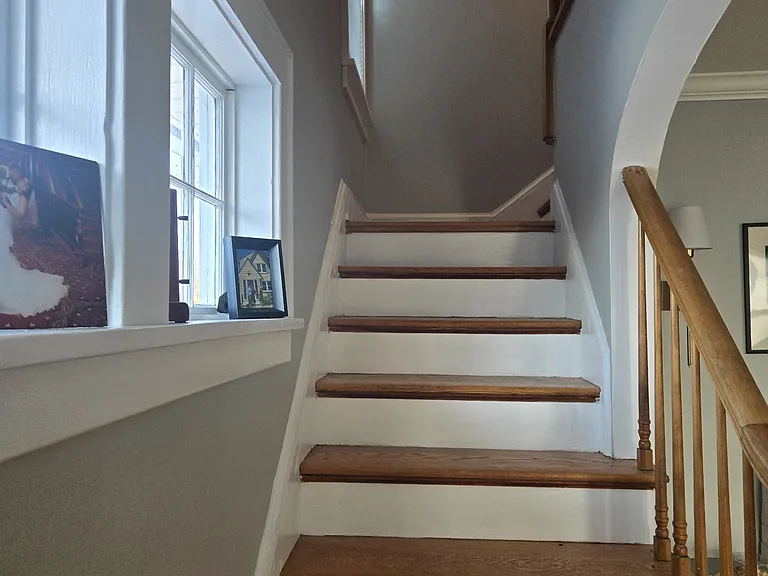 20 Beverly Pl — Photo 17