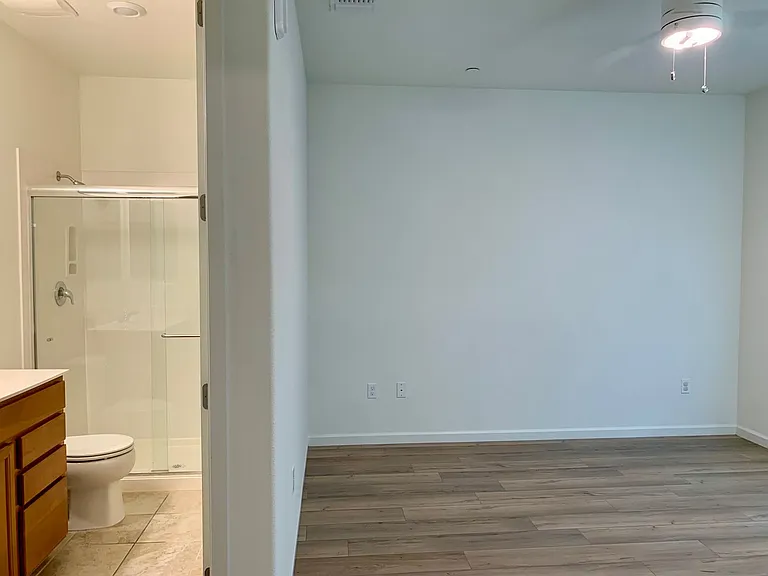 1900 Monroe Ct #100 — Photo 20