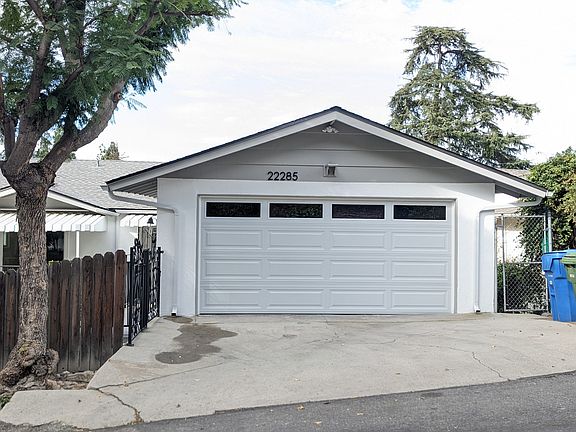 2nd image of 22285 Cass Ave