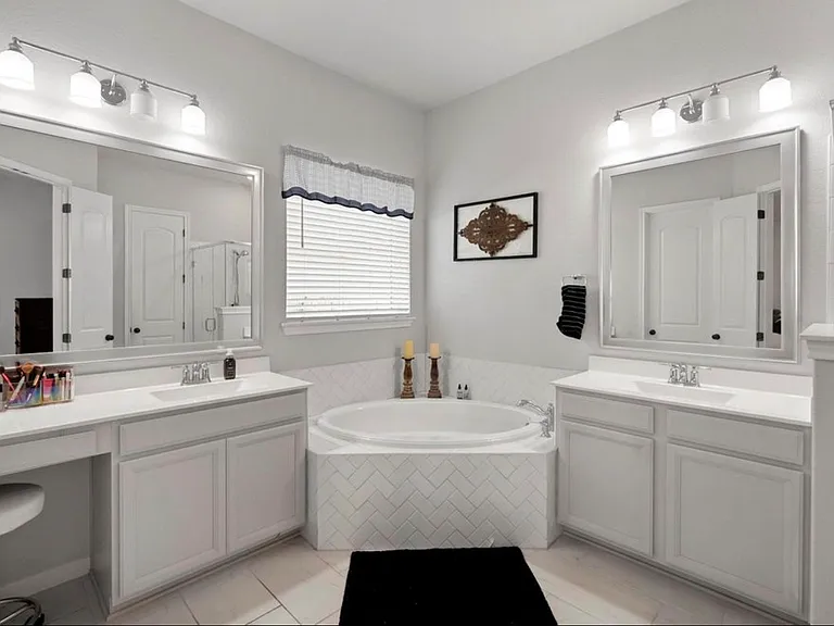 311 Bear Oak St — Photo 11