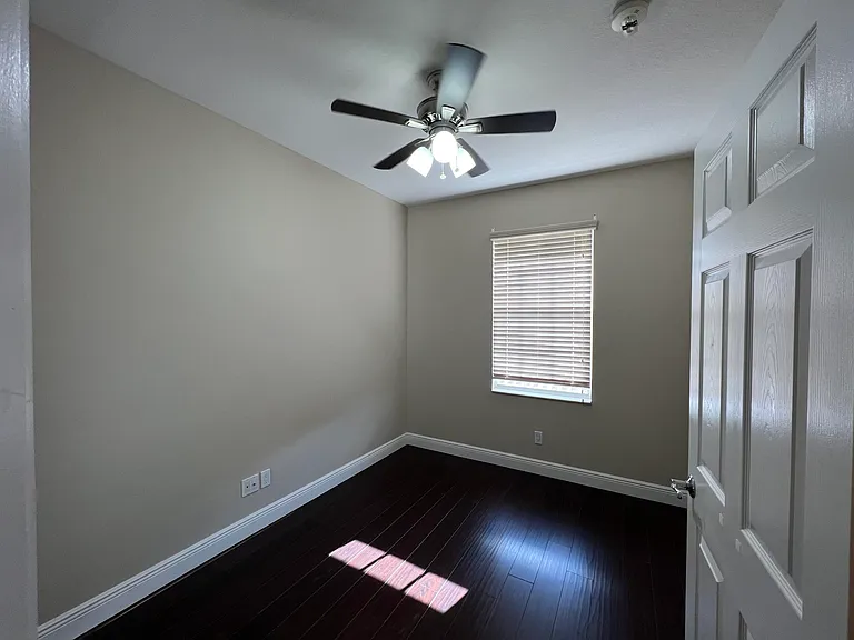 3368 Greenway Dr — Photo 28