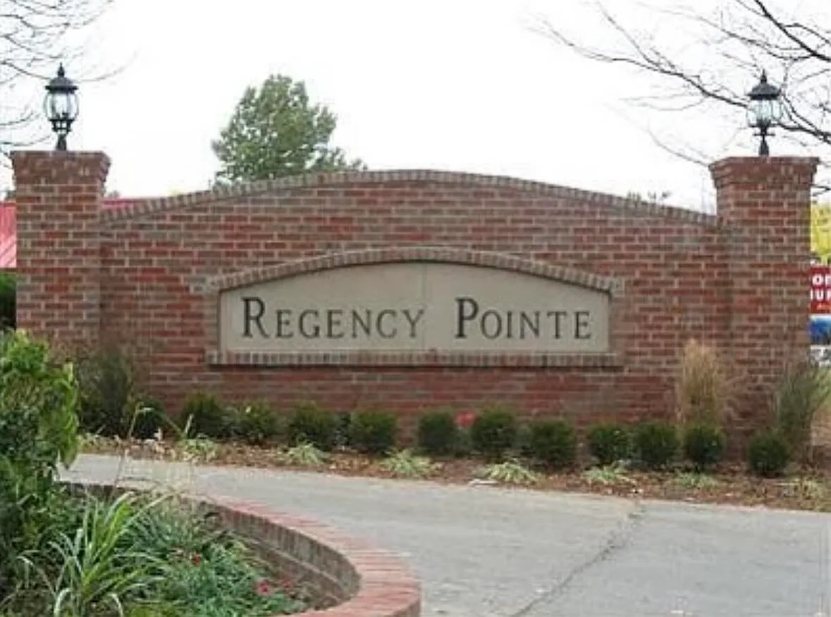 2 bed, 1.5 bath, 1088 sqft, $1,600 — Photo 1