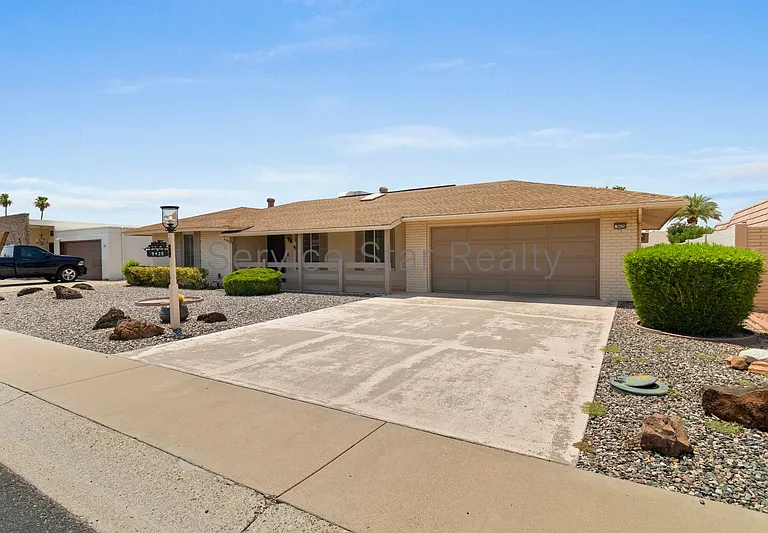 9425 W Rolling Hills Dr — Photo 3