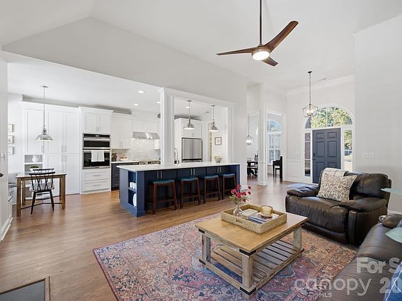 5th image of 4144 Isle Of Pines Dr