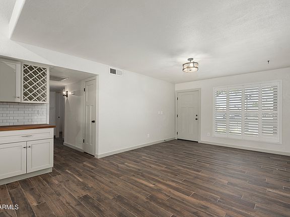 5th image of 12837 N 40TH Drive