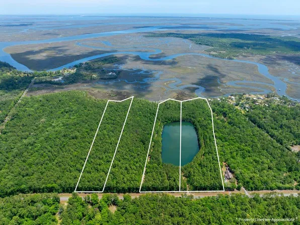 Dover Bluff Rd, Waverly, GA 31565