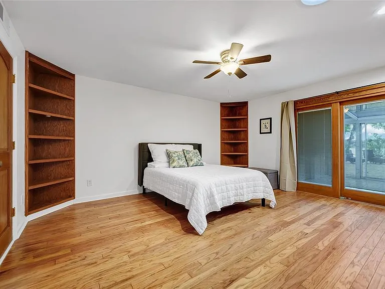 6659 Lake Cane Dr — Photo 13