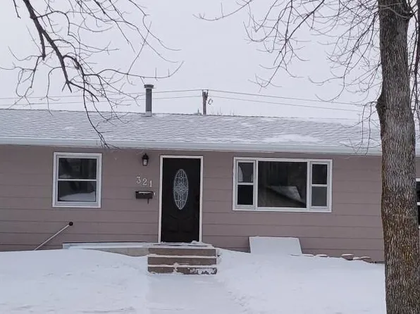 321 16th Ave NE, Jamestown, ND 58401