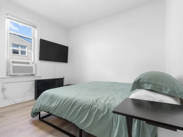 4308 Grand Avenue image 4 of 7