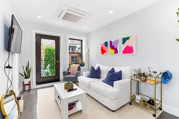 Rented by Loftey LLC | media 2