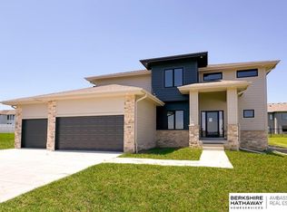 10208 S 191st St, Omaha, NE 68136