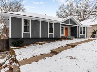 2412 Bridger Dr, Independence, MO 64057