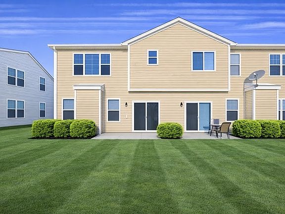 3rd image of 6930 Creekside Dr #6930