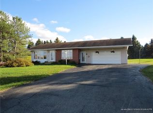 31 Albert St, Eagle Lake, ME 04739
