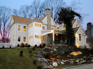 8 Ridge Rd, Cos Cob, CT 06807