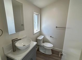 711 Bryce Dr #B, Bakersfield, CA 93308