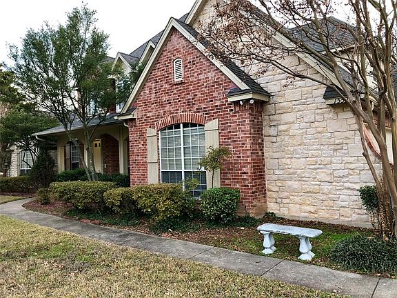 4th image of 1553 Cypress Bend Dr