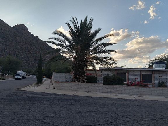 3rd image of 5178 S Camino De La Tierra