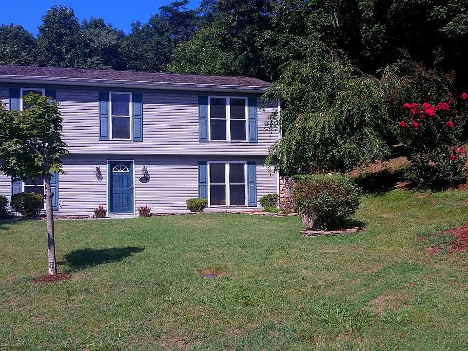 1st image of 3141 Glenmont Dr
