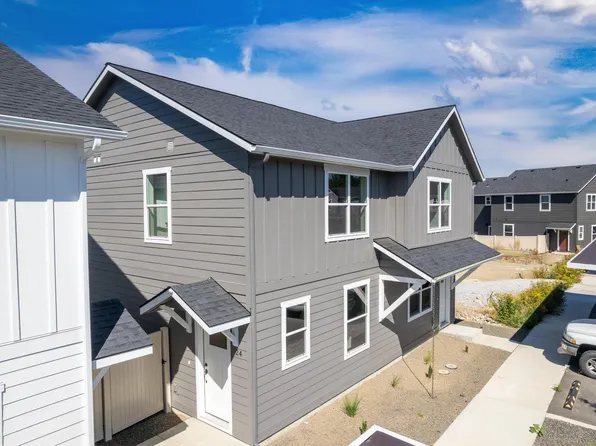 24 Potlatch Loop, Priest River, ID 83856