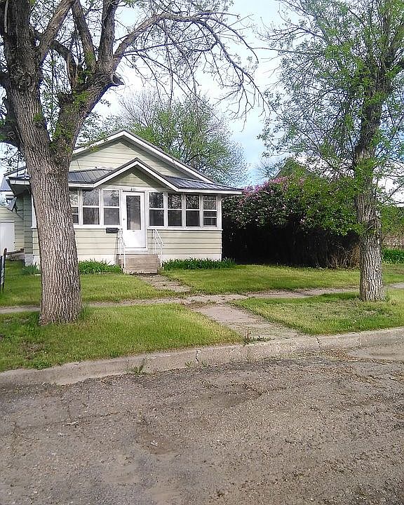 811 2nd St W, Roundup, MT 59072 Zillow