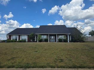 108 Fieldstone Dr, Enterprise, AL 36330