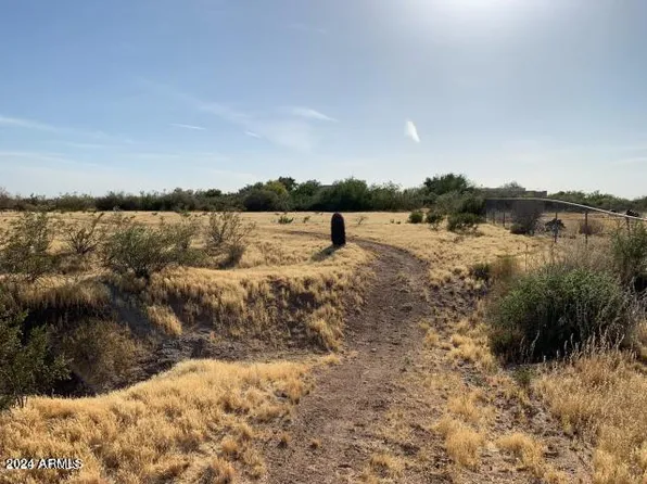 211XX W Florentine Road #360E, Wittmann, AZ 85361