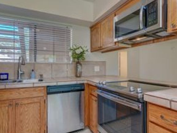4th image of 5630 S Wood Crest Dr #138