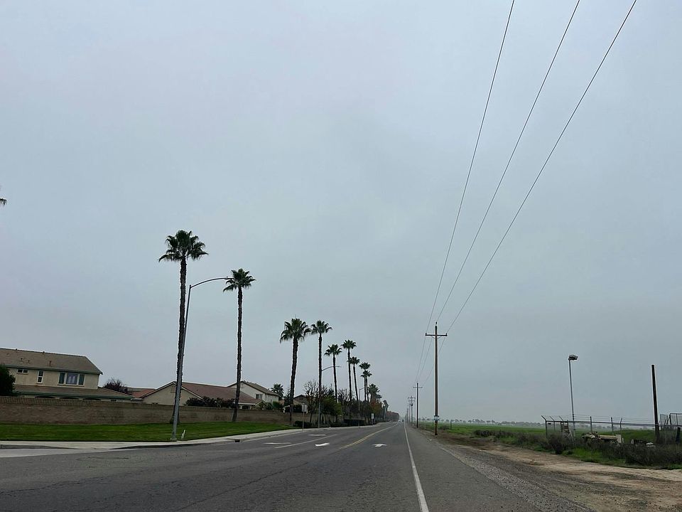 2nd image of 13185 Ridgewood Way