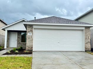 1518 Windrose Bnd, Angleton, TX 77515