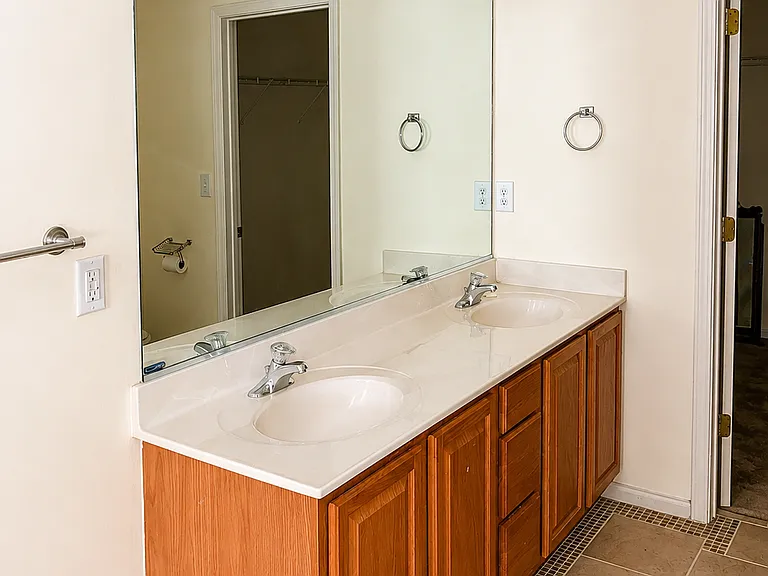 2610 Chatfield Dr — Photo 36