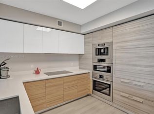 Parque Towers, Sunny Isles Beach, FL 33160