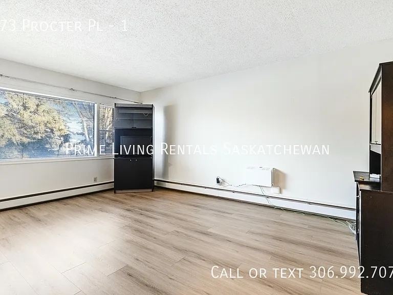 173 Procter Pl #1 — Photo 4