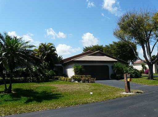 1st image of 5597 Lakeview Mews Dr