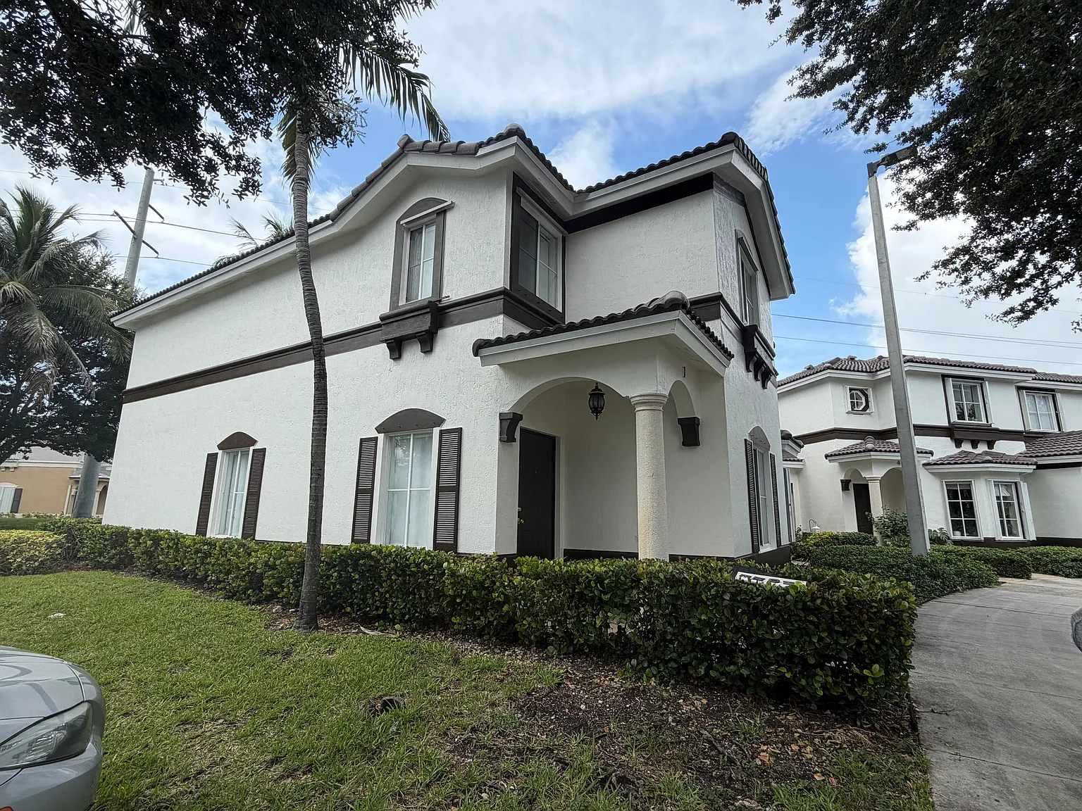 8918 W Flagler St — Photo 3