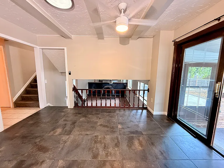 11849 Ontario Dr — Photo 17