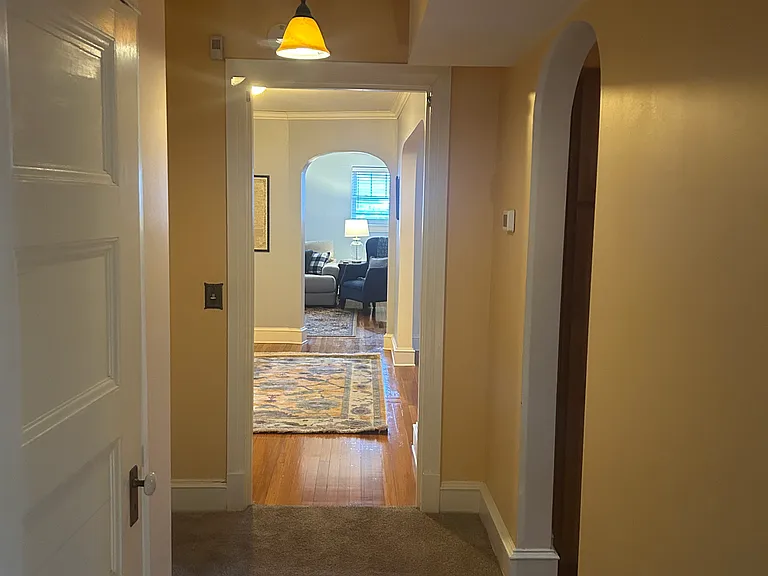 600 Clay Ave #4 — Photo 8