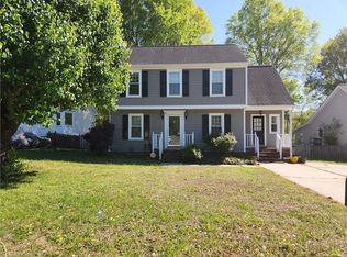 4901 Chimney Springs Dr, Greensboro, NC 27407