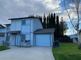 633 S Walnut Ave #C, Ripon, CA 95366