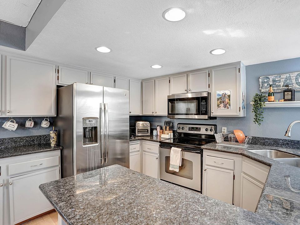 1st image of 1819 Hornblend St APT 3