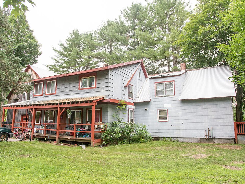 2nd image of 103 Silver Maple Ln