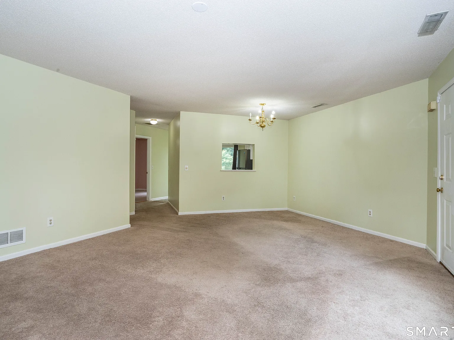 2 bed, 2.0 bath, 1036 sqft, $2,400 — Photo 2