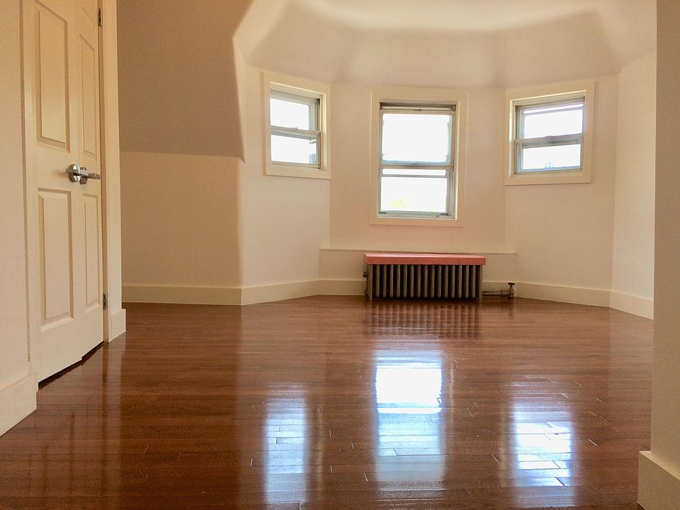 1st image of 7852 81st St APT 1