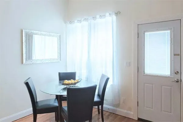 Rented by Compass | media 19