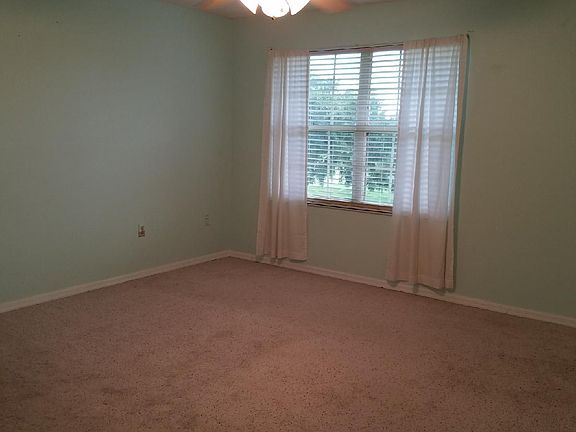 5th image of 1600 Woodland Dr APT 8215