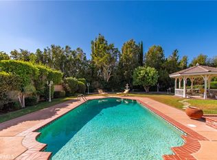 10939 Willowbrae Ave, Chatsworth, CA 91311