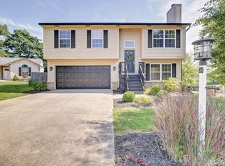 2607 S Southern Pines Ct, Bloomington, IN 47403